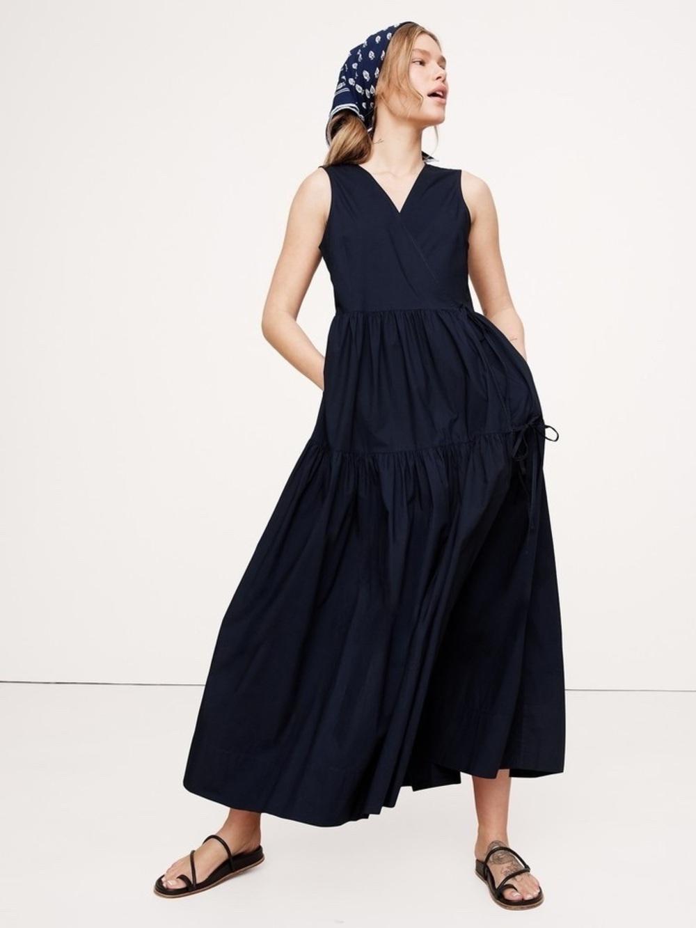 NWT Banana Republic Navy Sleeveless V-Neck Tiered Maxi Dress